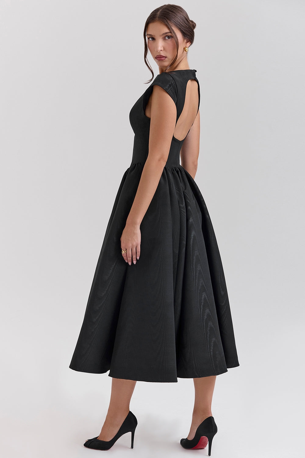 Backless Flowy Dress-dresses > backless dress-Laventaire-Laventaire