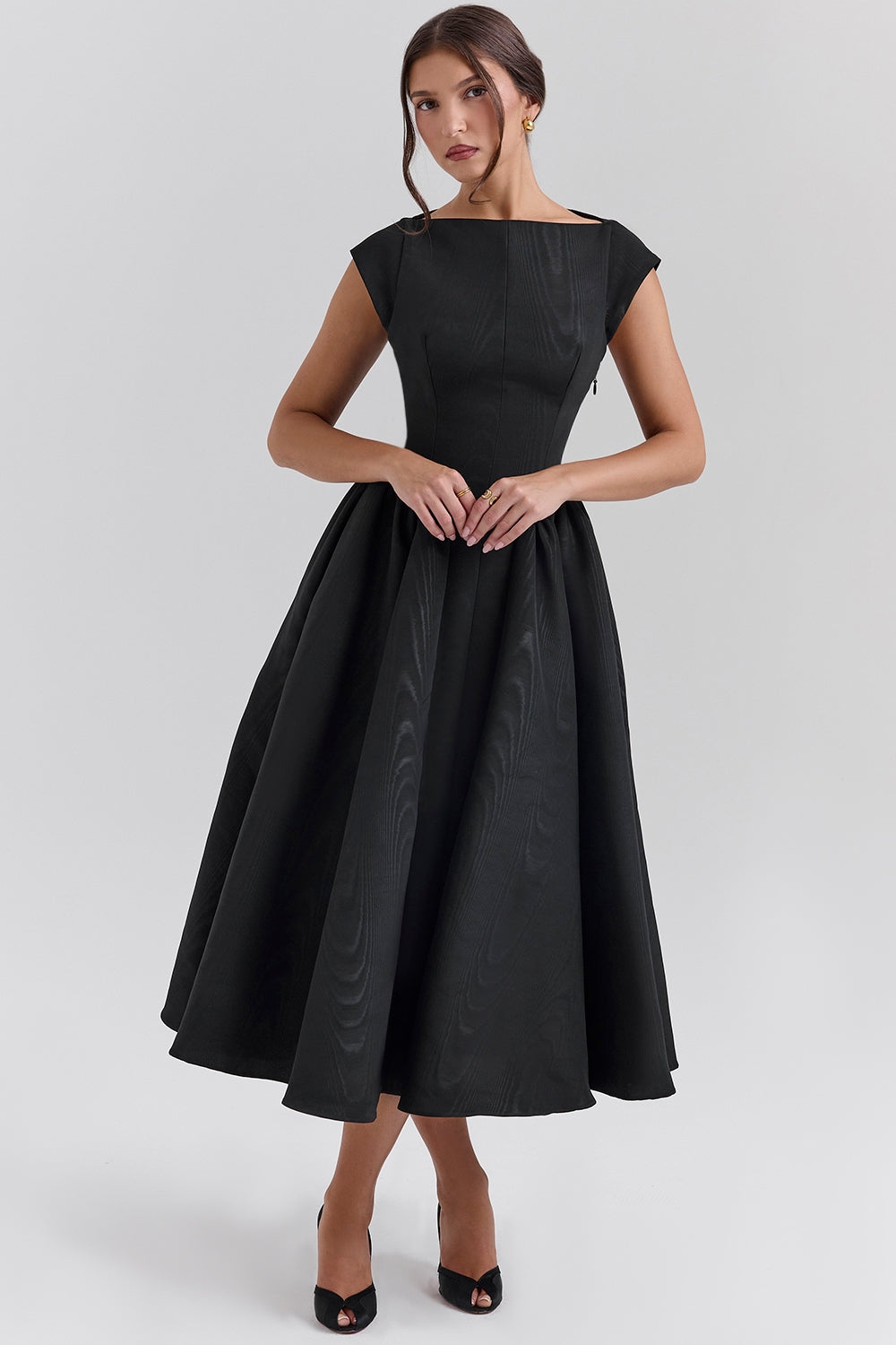 Backless Flowy Dress-dresses > backless dress-Laventaire-Laventaire
