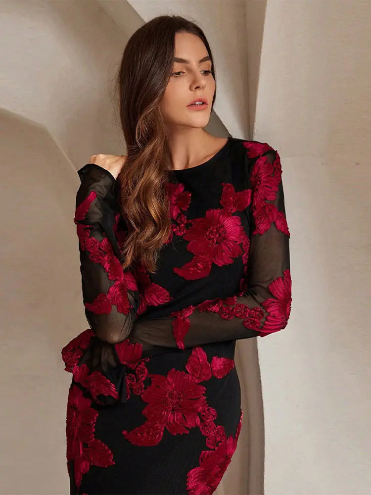 Black Floral Fitted Maxi Dress-dresses > maxi dress-Laventaire-Laventaire