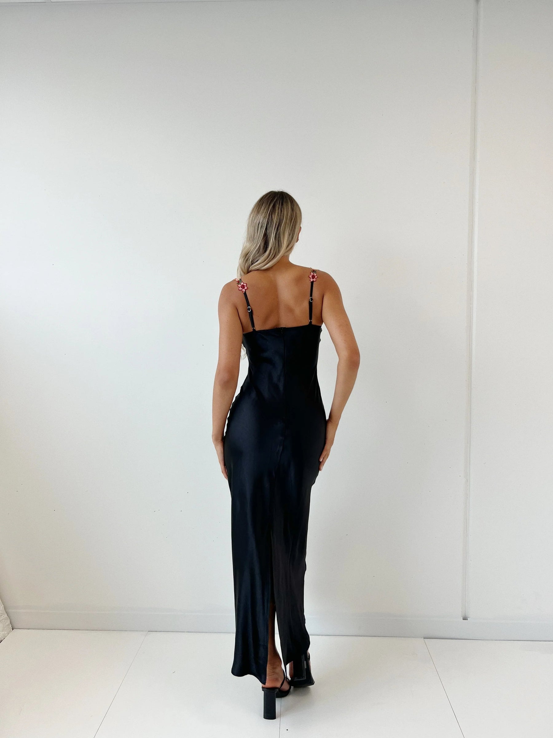 Black Floral Maxi Dress-dresses > maxi dress-Laventaire-Laventaire