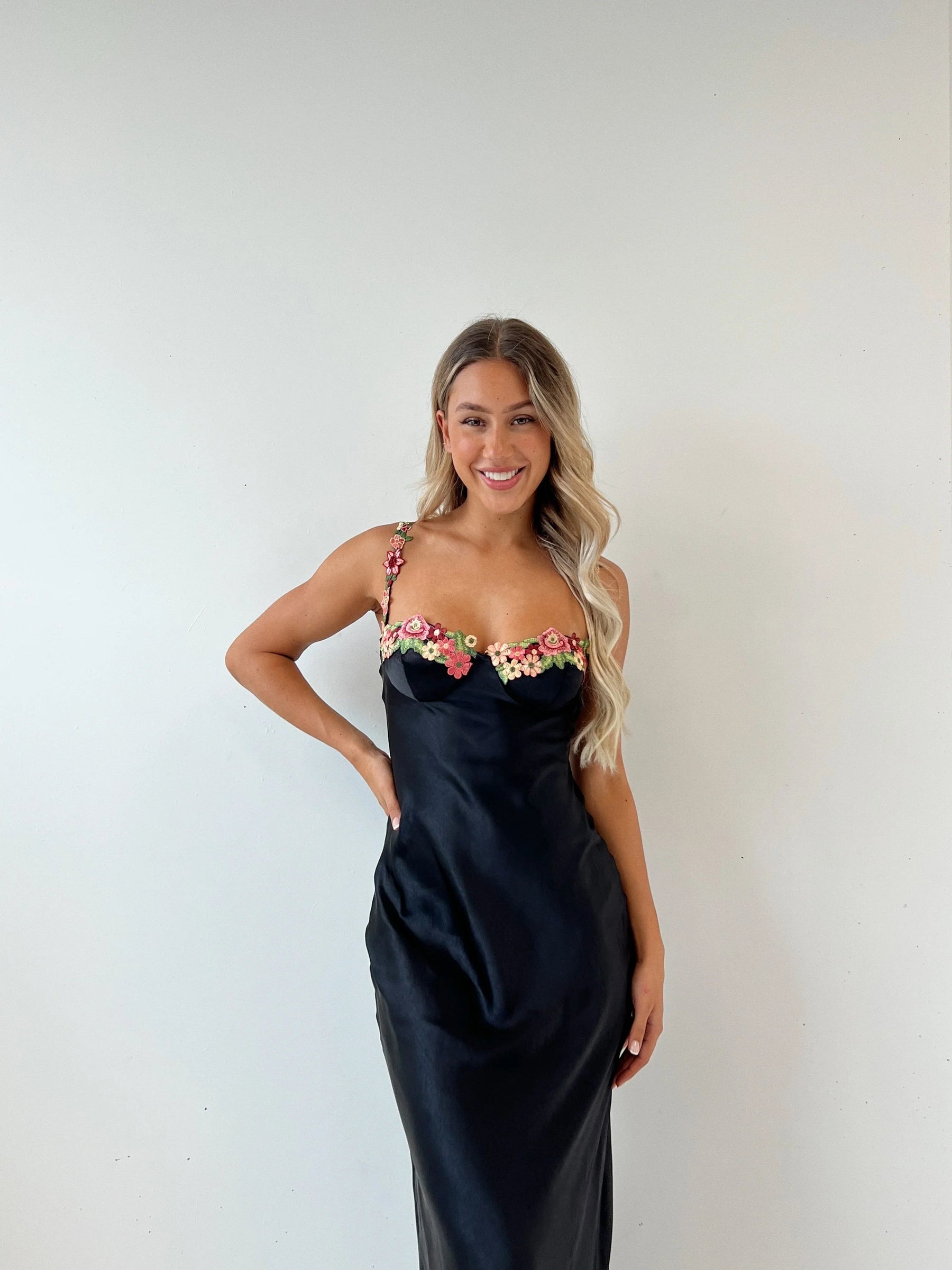 Black Floral Maxi Dress-dresses > maxi dress-Laventaire-Laventaire