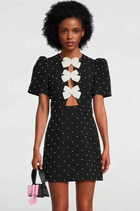 Black Slim Fit Mini Dress-dresses > mini dress-Laventaire-Laventaire
