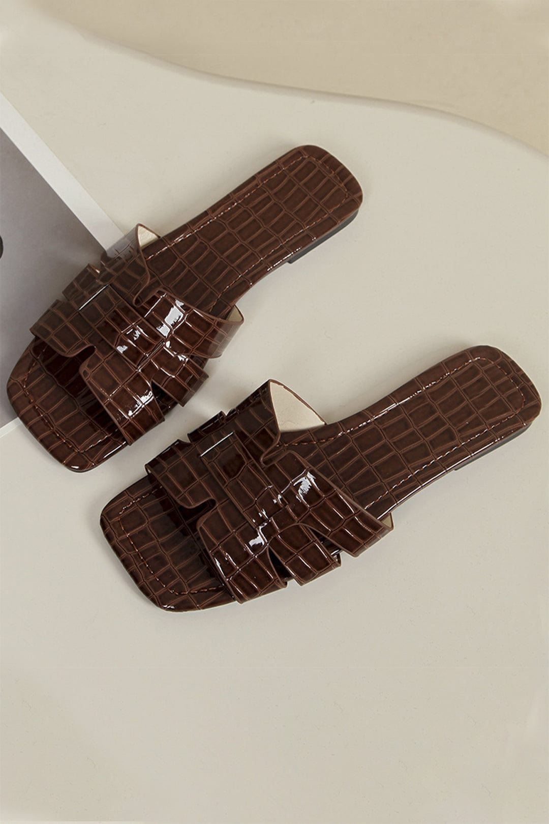 Casual Fit Flat Slide Sandals-footwear > sandals > slide sandals-Laventaire-Laventaire
