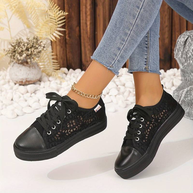Casual Lace Sneakers-footwear > sneakers-Laventaire-Laventaire