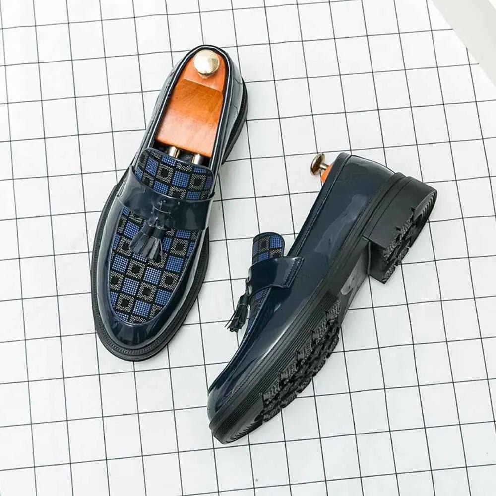 Checked Tassel Loafers-footwear > loafers-Laventaire-Laventaire