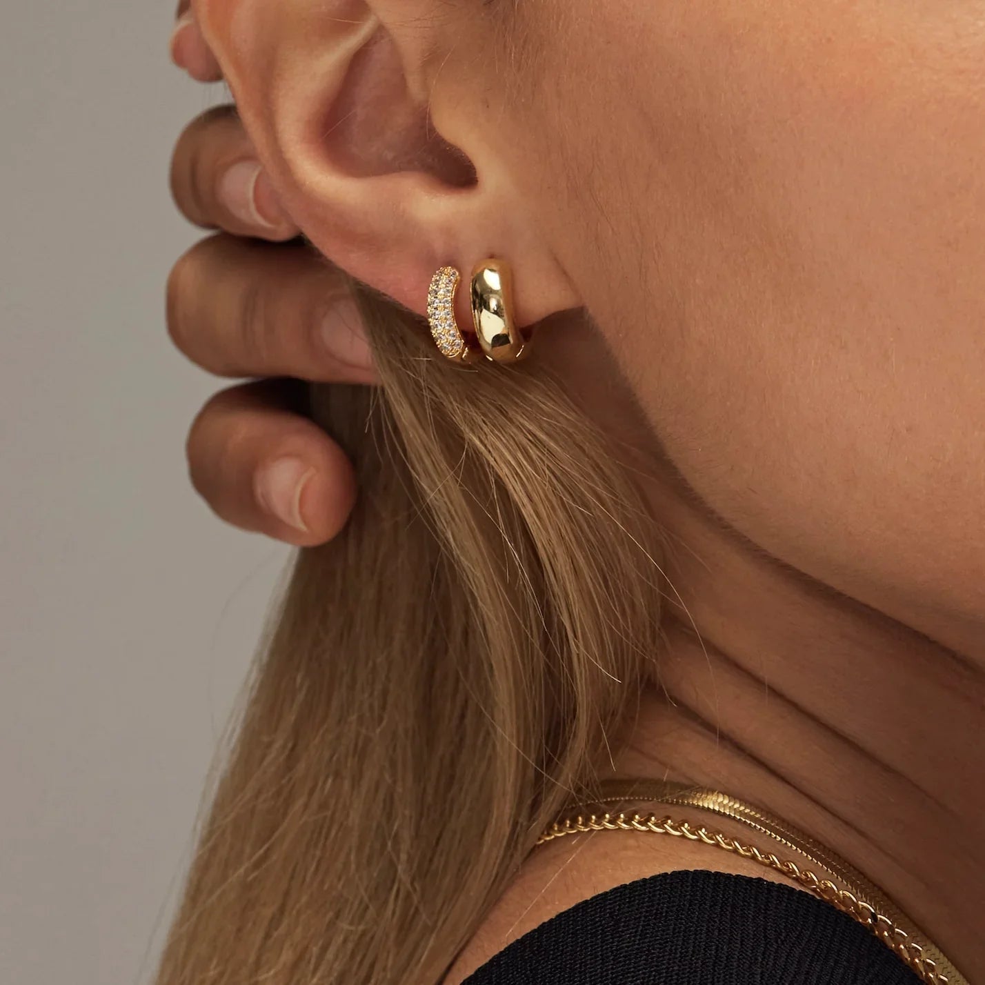 Chunky Huggie Earrings-jewelry > earrings > huggie earrings-Laventaire-Laventaire