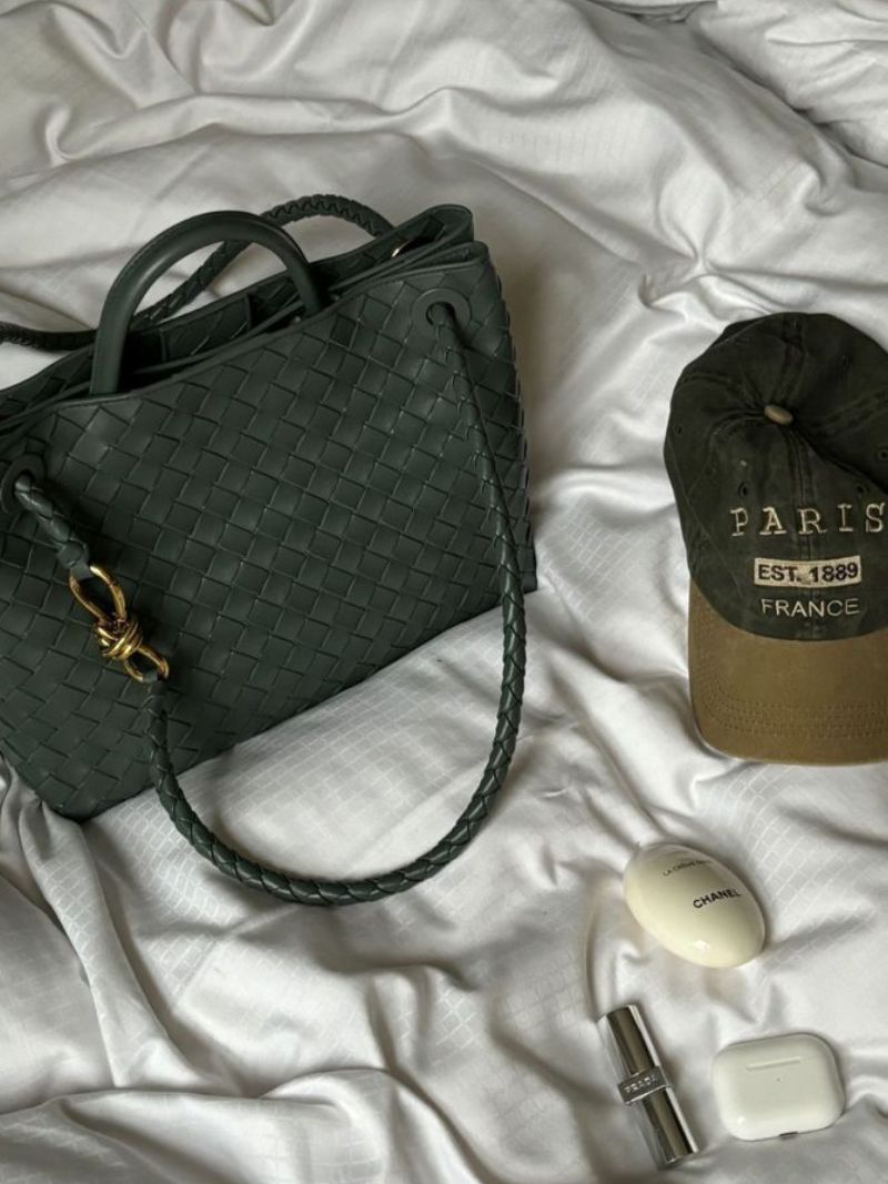 Classic Braided Handbag-handbags > braided handbag-Laventaire-Laventaire