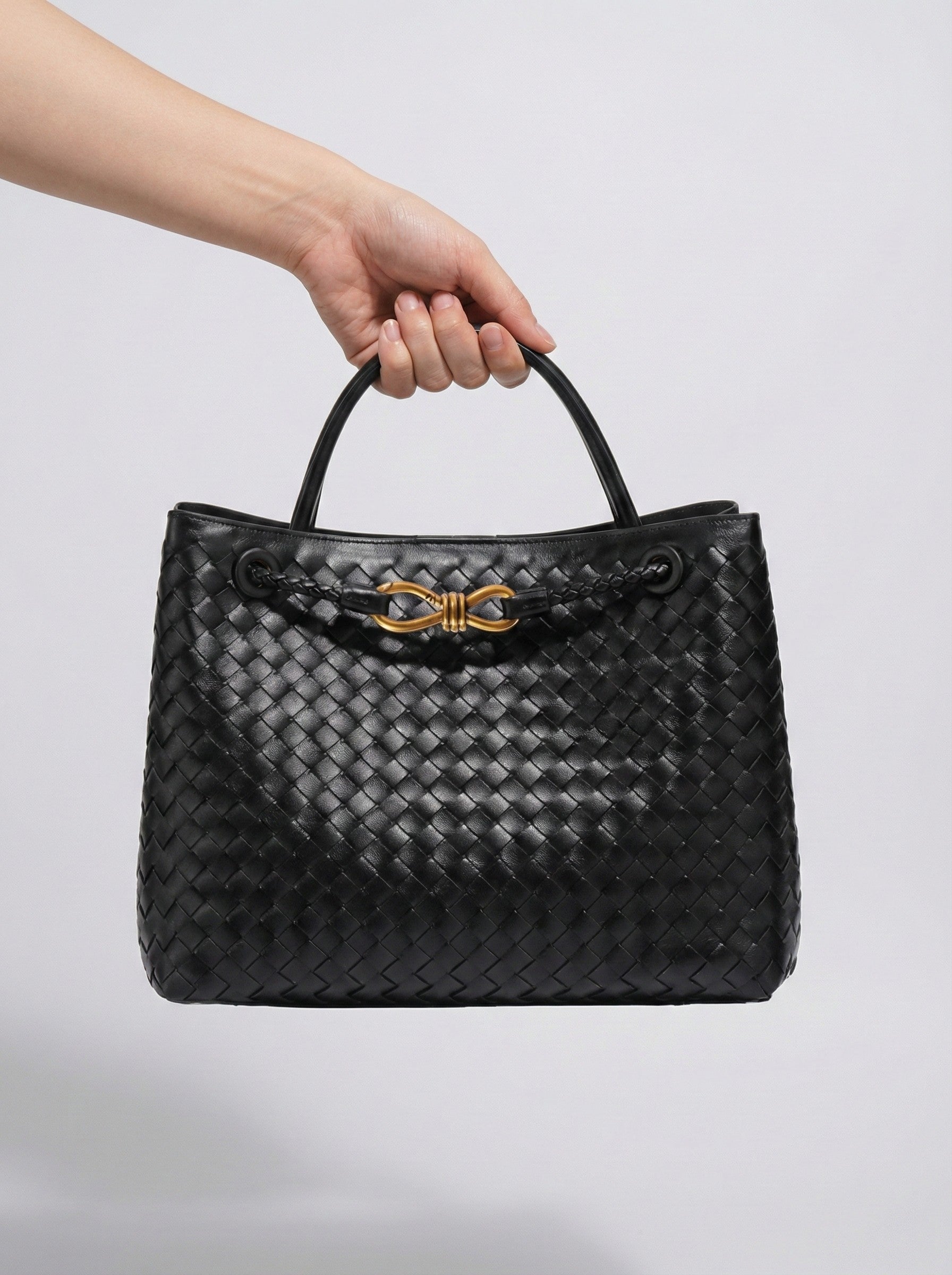 Classic Braided Handbag-handbags > braided handbag-Laventaire-Laventaire