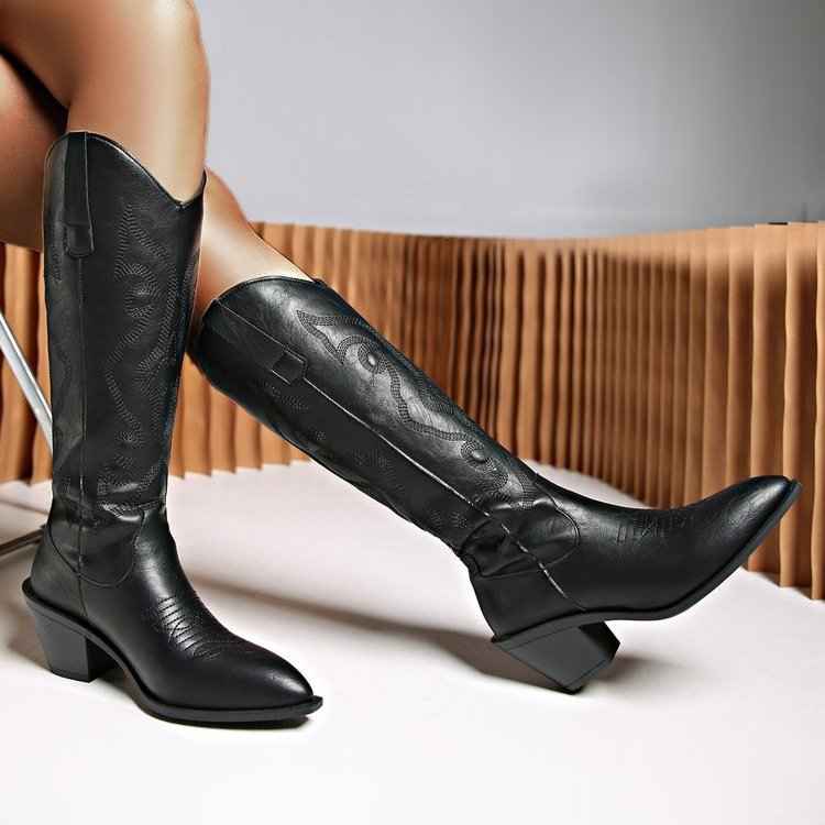 Classic Cowboy Boots-footwear > boots > cowboy boots-Laventaire-Laventaire