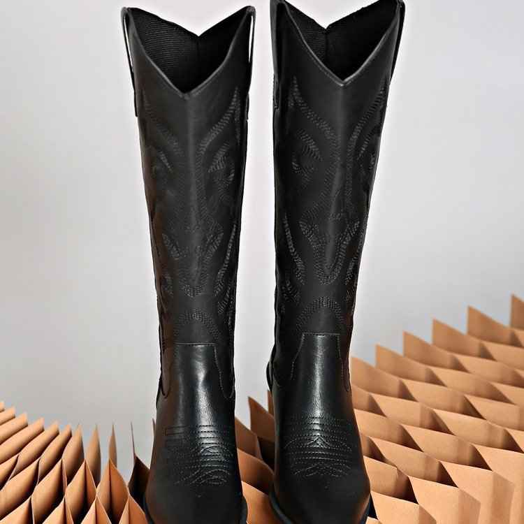 Classic Cowboy Boots-footwear > boots > cowboy boots-Laventaire-Laventaire