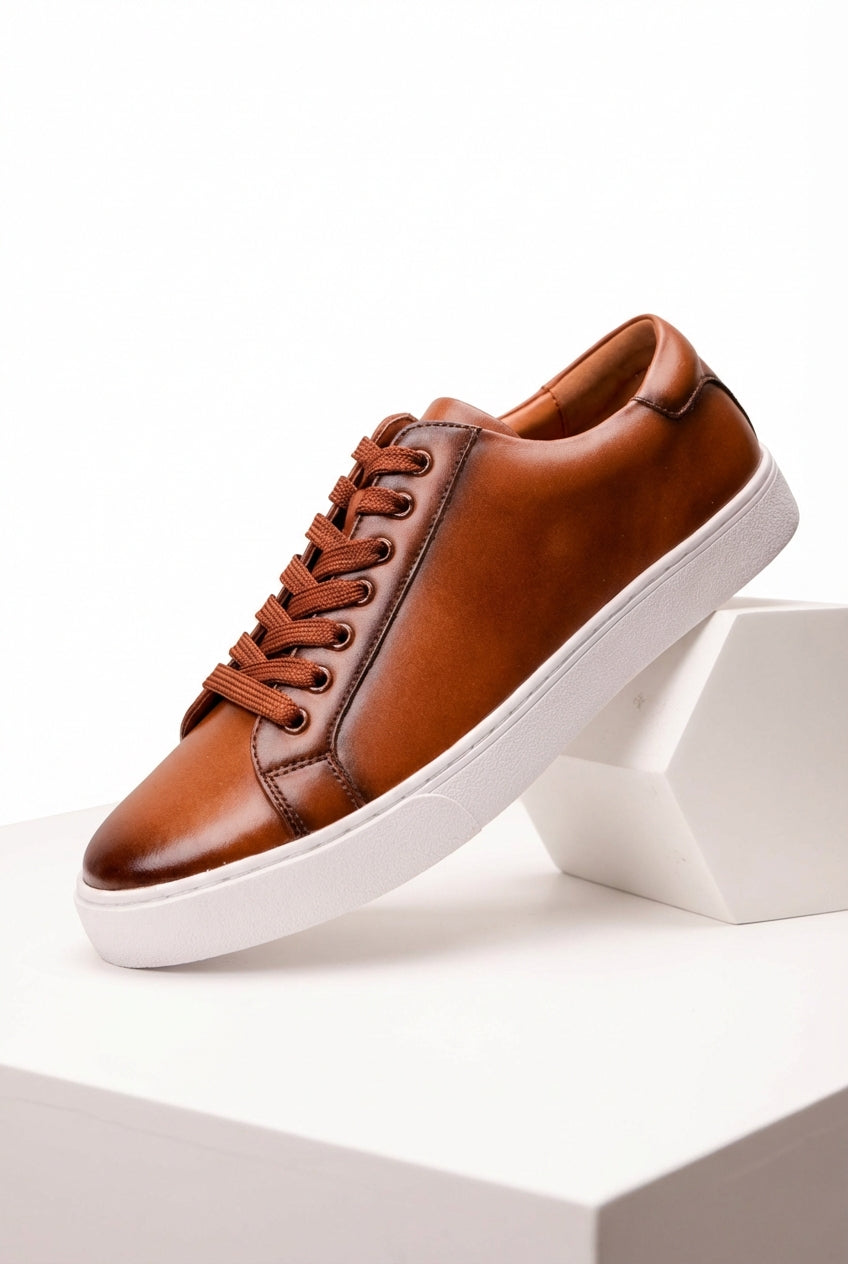 Classic Low Top Sneakers-footwear > sneakers > low top sneakers-Laventaire-Laventaire