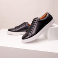 Classic Low Top Sneakers-footwear > sneakers > low top sneakers-Laventaire-Black-38-Laventaire