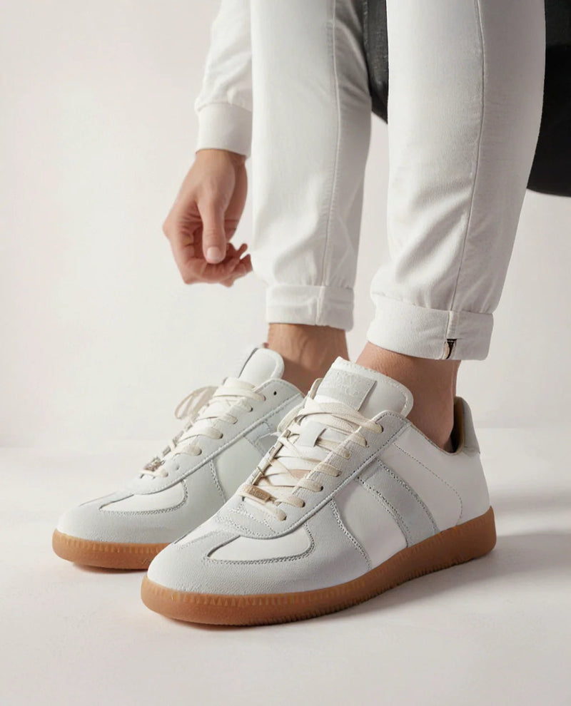 Classic Minimalist Sneakers-footwear > sneakers-Laventaire-Laventaire