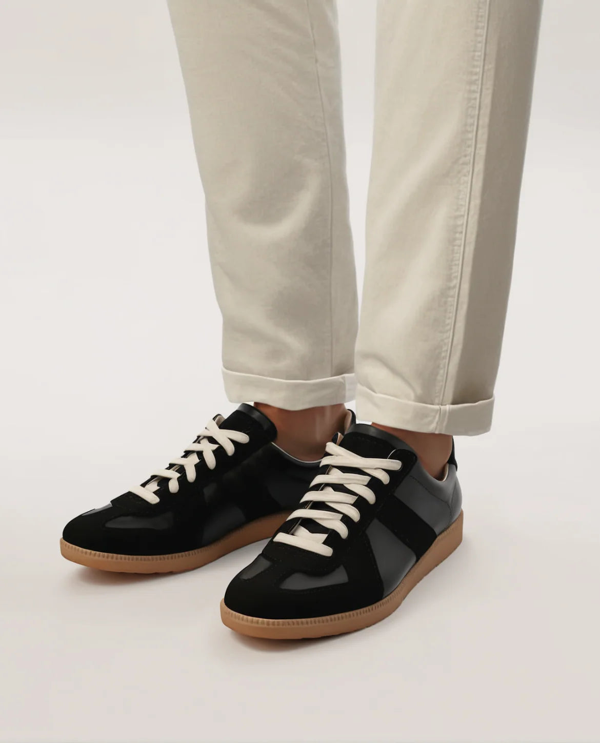 Classic Minimalist Sneakers-footwear > sneakers-Laventaire-Black-37-Laventaire