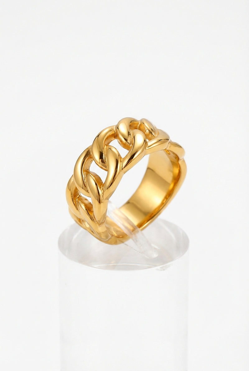 Elegant Classic Statement Ring-jewelry > rings > statement rings-Laventaire-Gold-6-Laventaire
