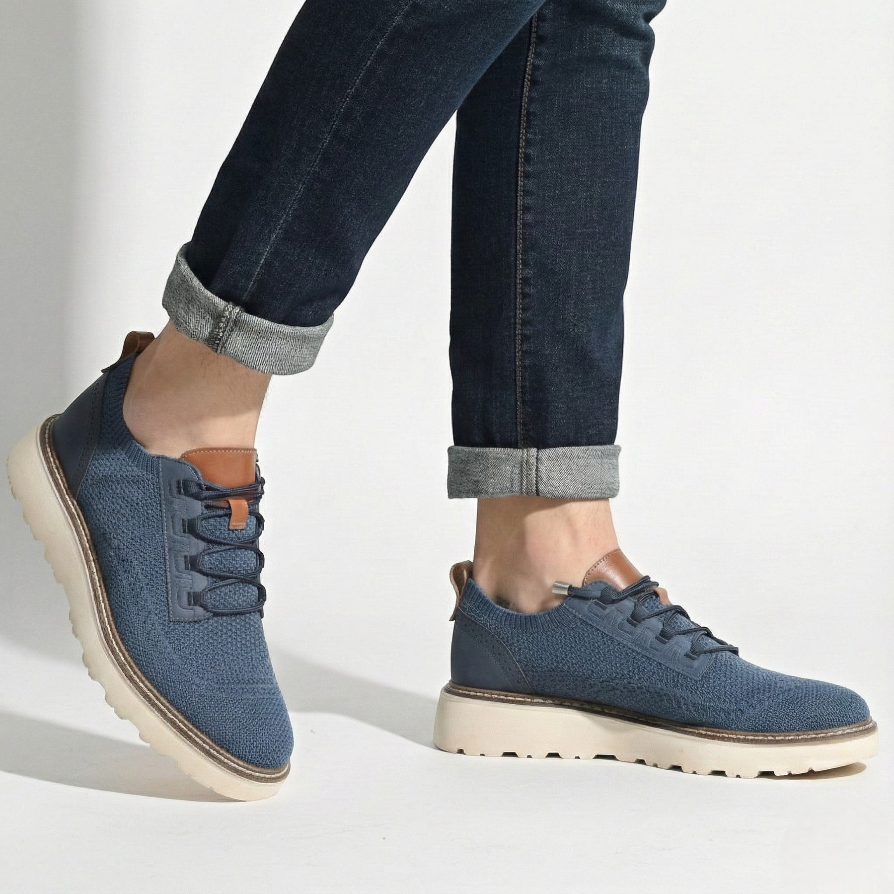 Everyday Lightweight Sneakers-footwear > sneakers-Laventaire-Laventaire