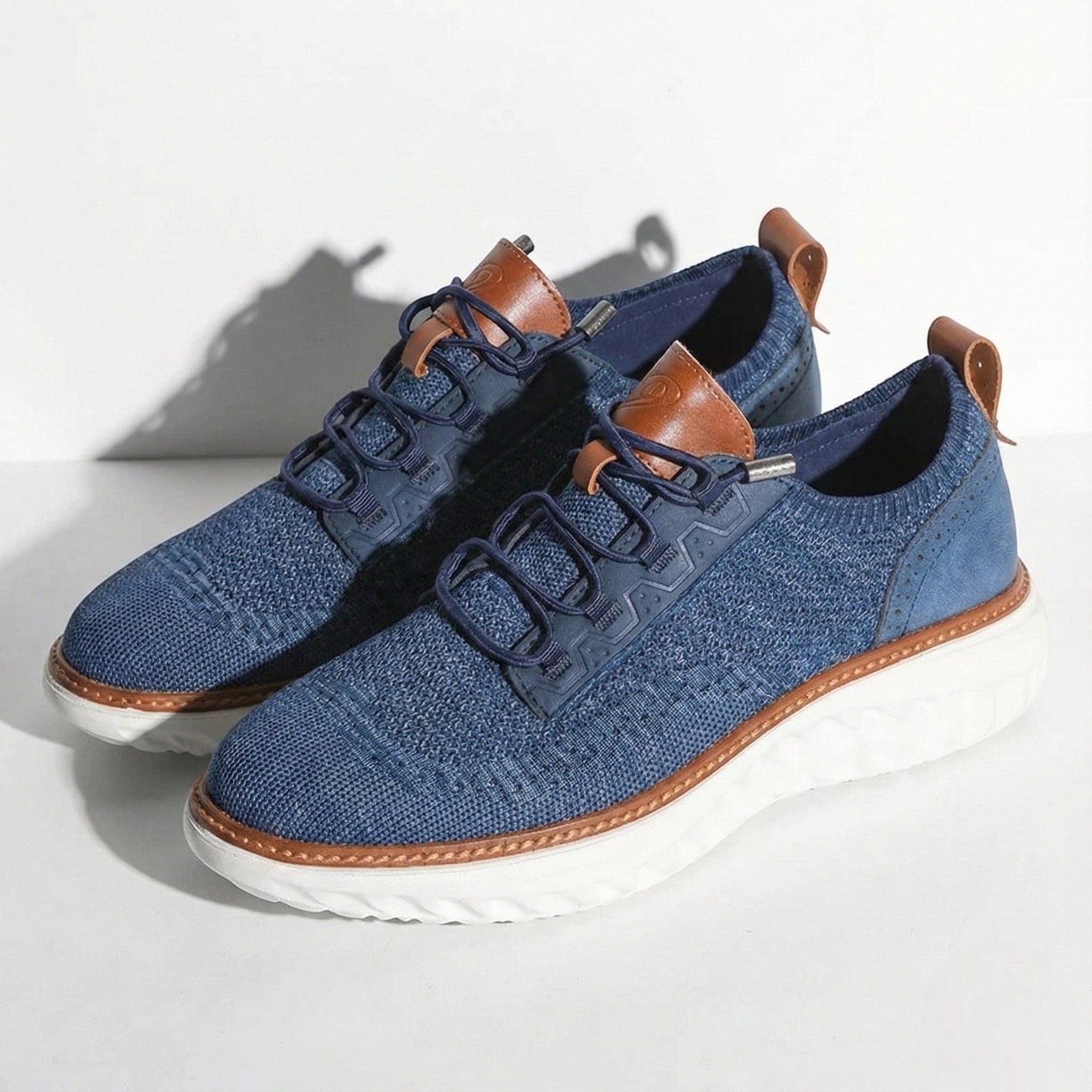 Everyday Lightweight Sneakers-footwear > sneakers-Laventaire-Blue-38-Laventaire