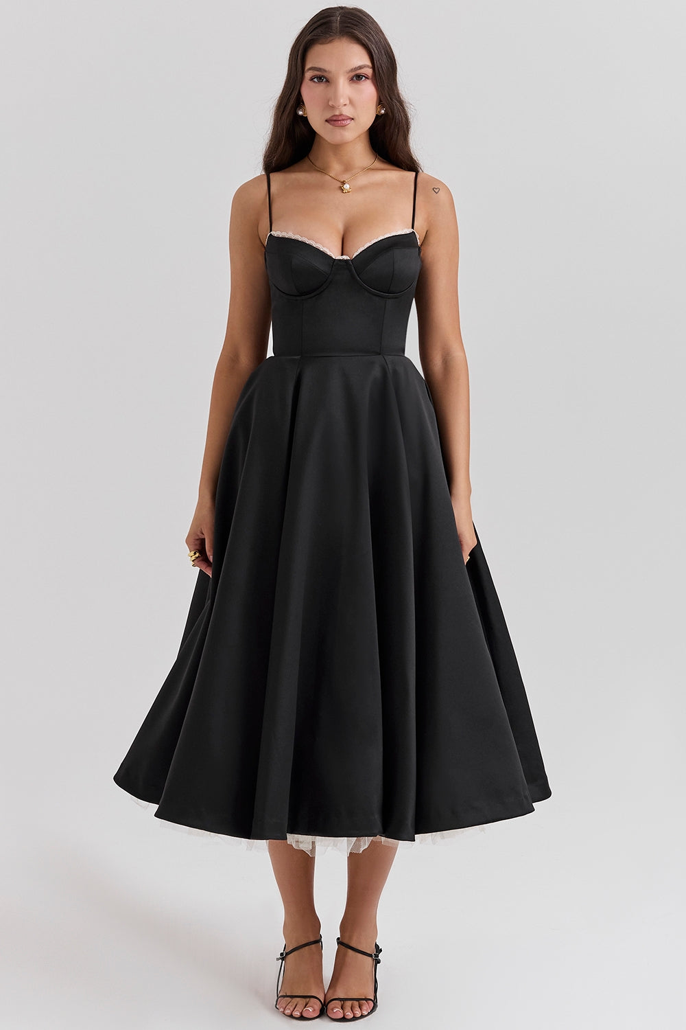 Flattering Fit Midi Dress-dresses > midi dress-Laventaire-Laventaire