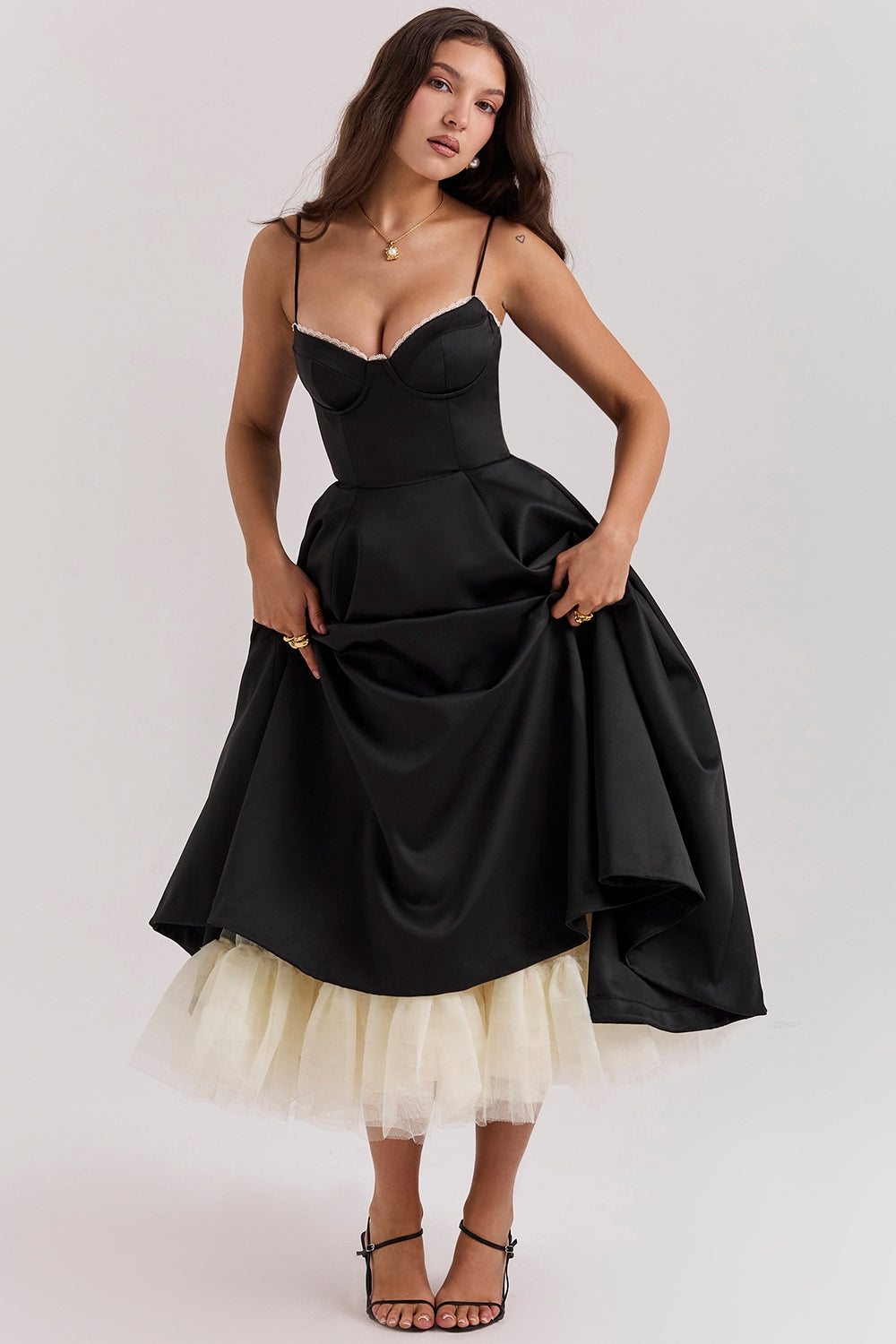 Flattering Fit Midi Dress-dresses > midi dress-Laventaire-Black-S-Laventaire
