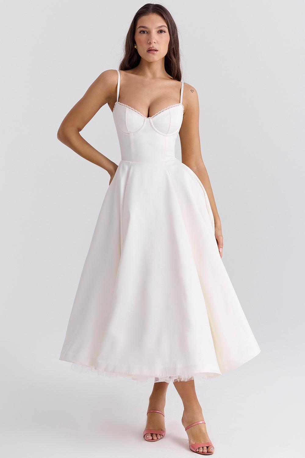 Flattering Fit Midi Dress-dresses > midi dress-Laventaire-White-S-Laventaire
