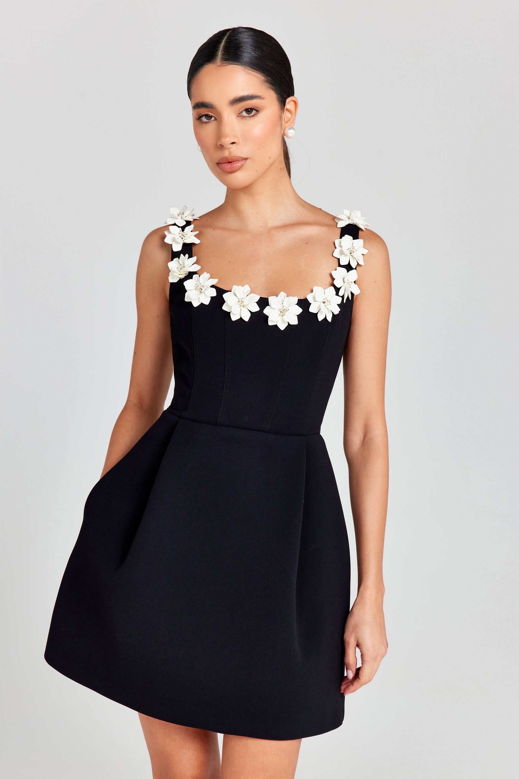 Flattering Fit Mini Dress-dresses > mini dress-Laventaire-Laventaire