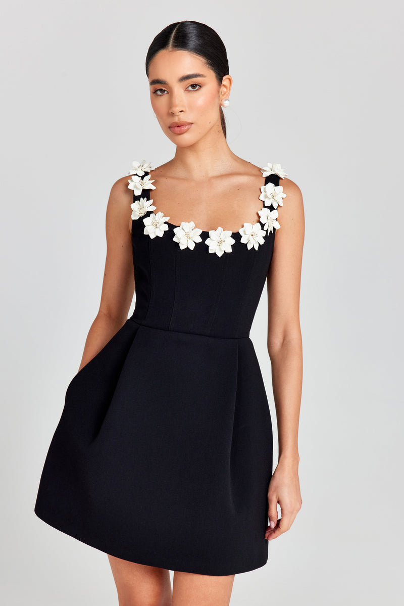 Flattering Fit Mini Dress-dresses > mini dress-Laventaire-Laventaire