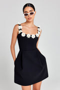 Flattering Fit Mini Dress-dresses > mini dress-Laventaire-Laventaire