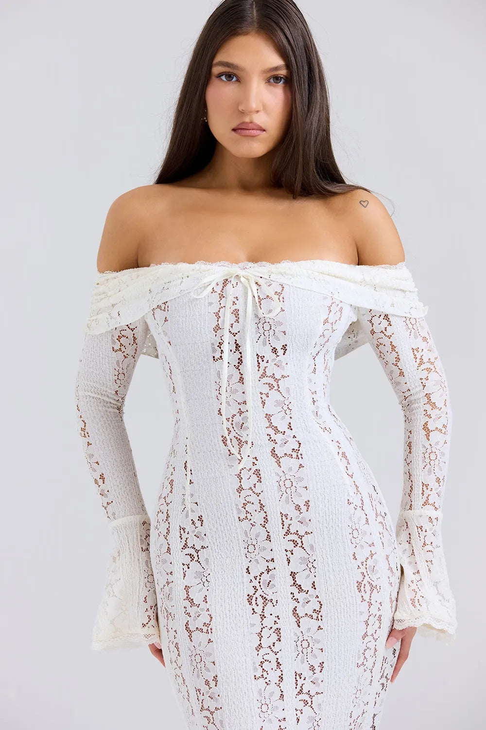 Floral Lace Evening Gown-dresses > evening gown-Laventaire-Laventaire