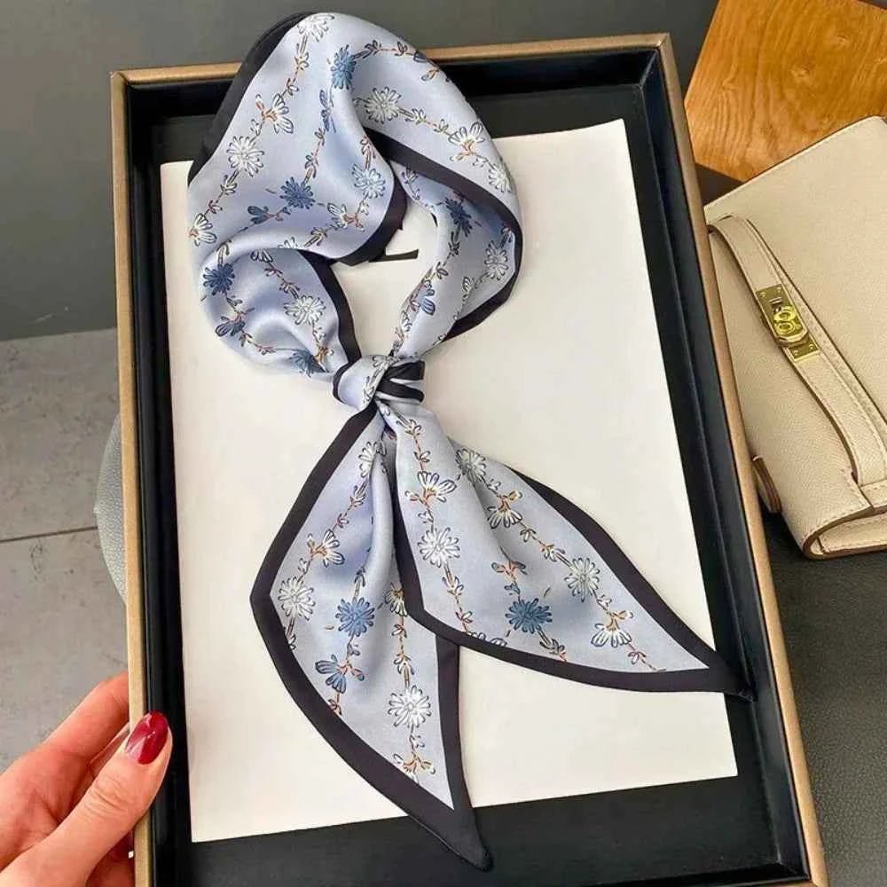 Floral Pattern Scarf-accessories > scarves-Laventaire-Black-One size-Laventaire