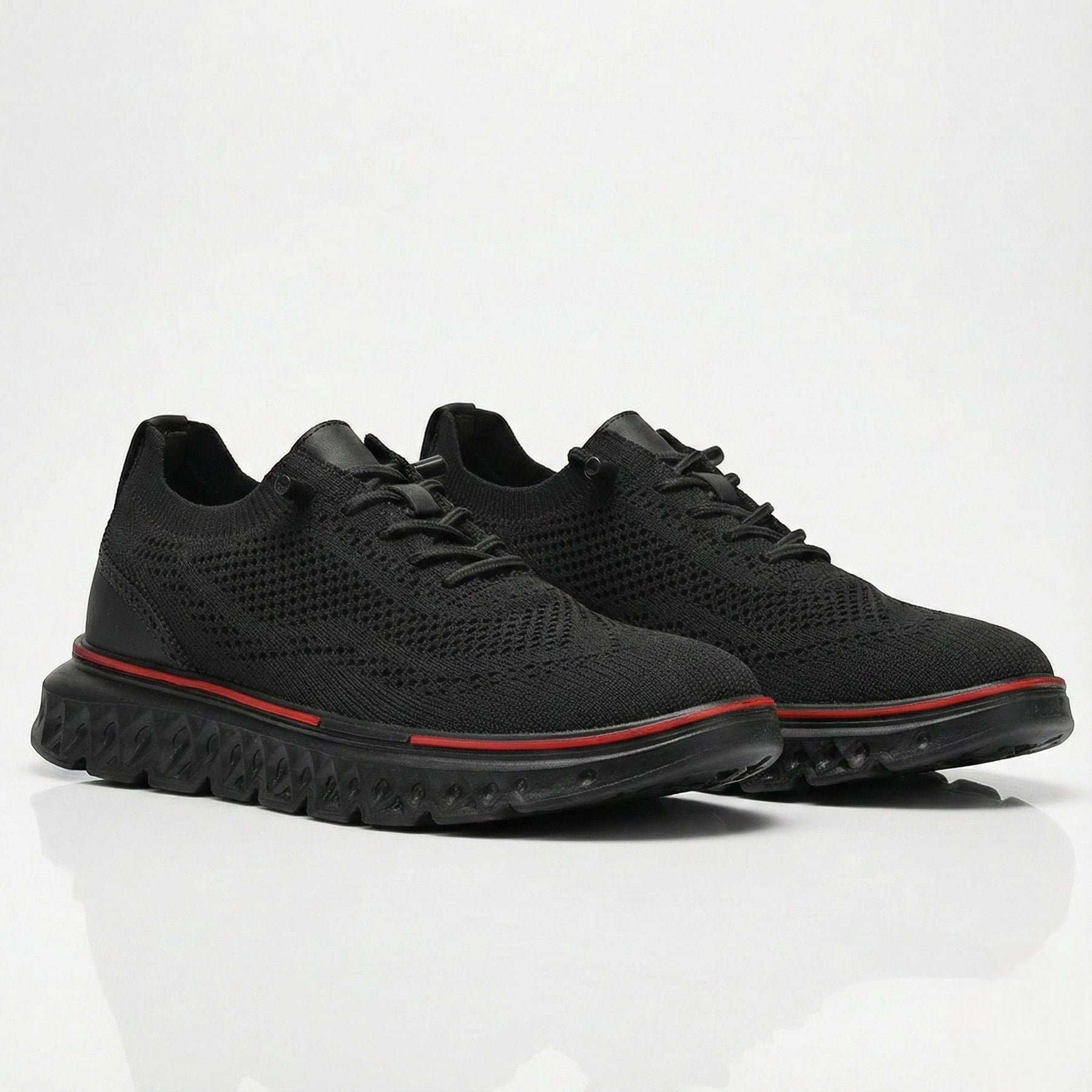 Modern Lightweight Sneakers-footwear > sneakers-Laventaire-Black-37-Laventaire