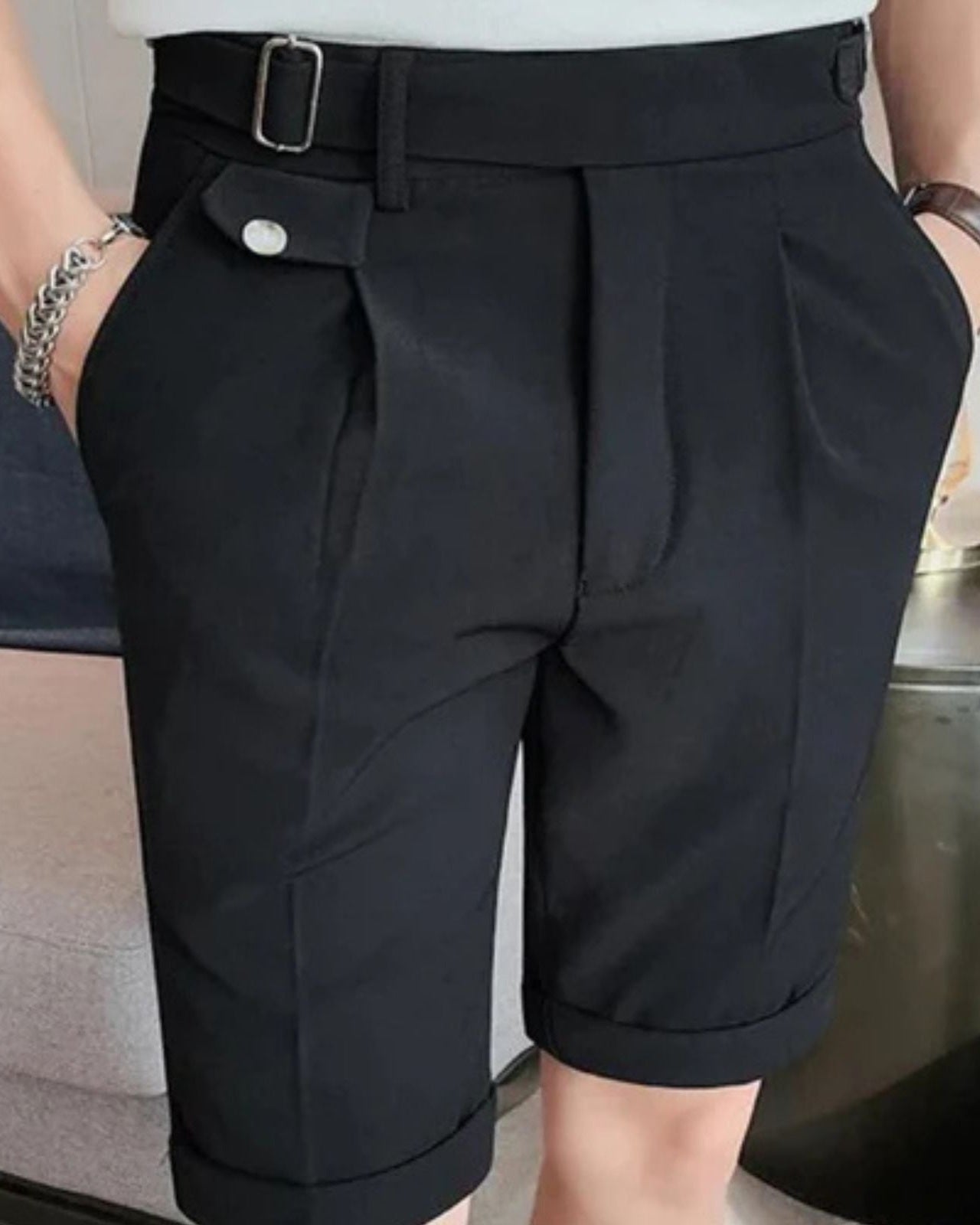 Modern Relaxed Fit Shorts-shorts > casual shorts-Laventaire-Laventaire
