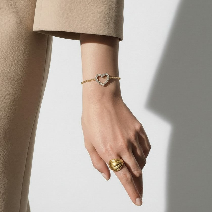 Romantic Heart Detail Bracelet-jewelry > bracelet-Laventaire-Laventaire