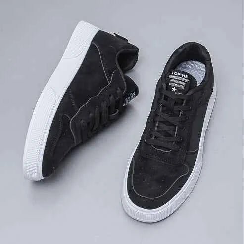 Sleek Silhouette Casual Sneakers-footwear > sneakers > casual sneakers-Laventaire-Laventaire