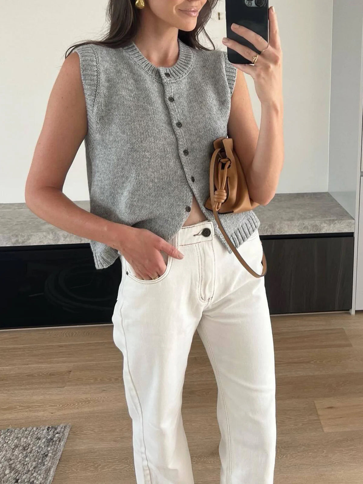 Sleeveless Button Vest-vests > sleeveless vests-Laventaire-Laventaire