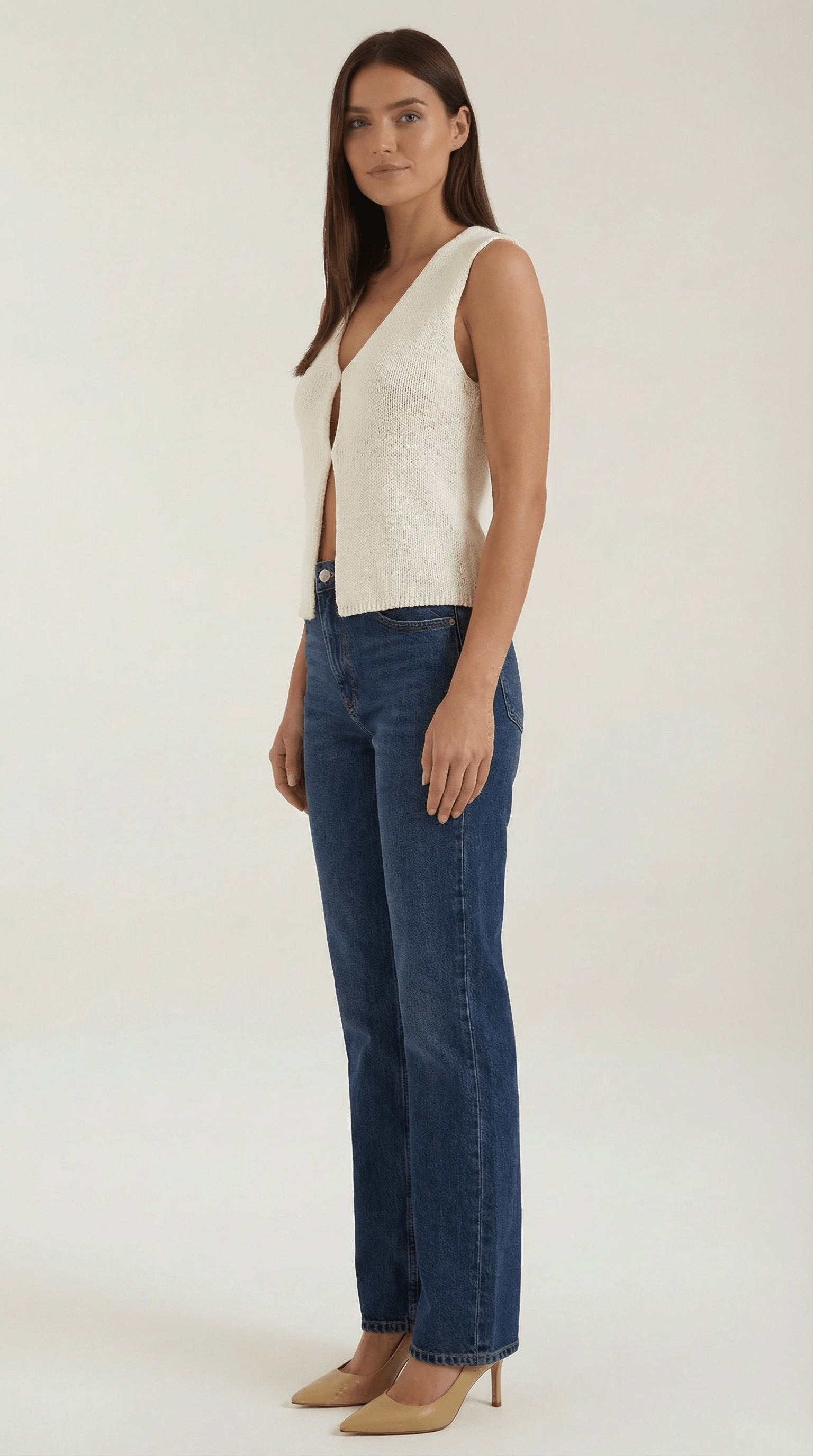 Sleeveless Cut-Out Top-tops > sleeveless top-Laventaire-Laventaire