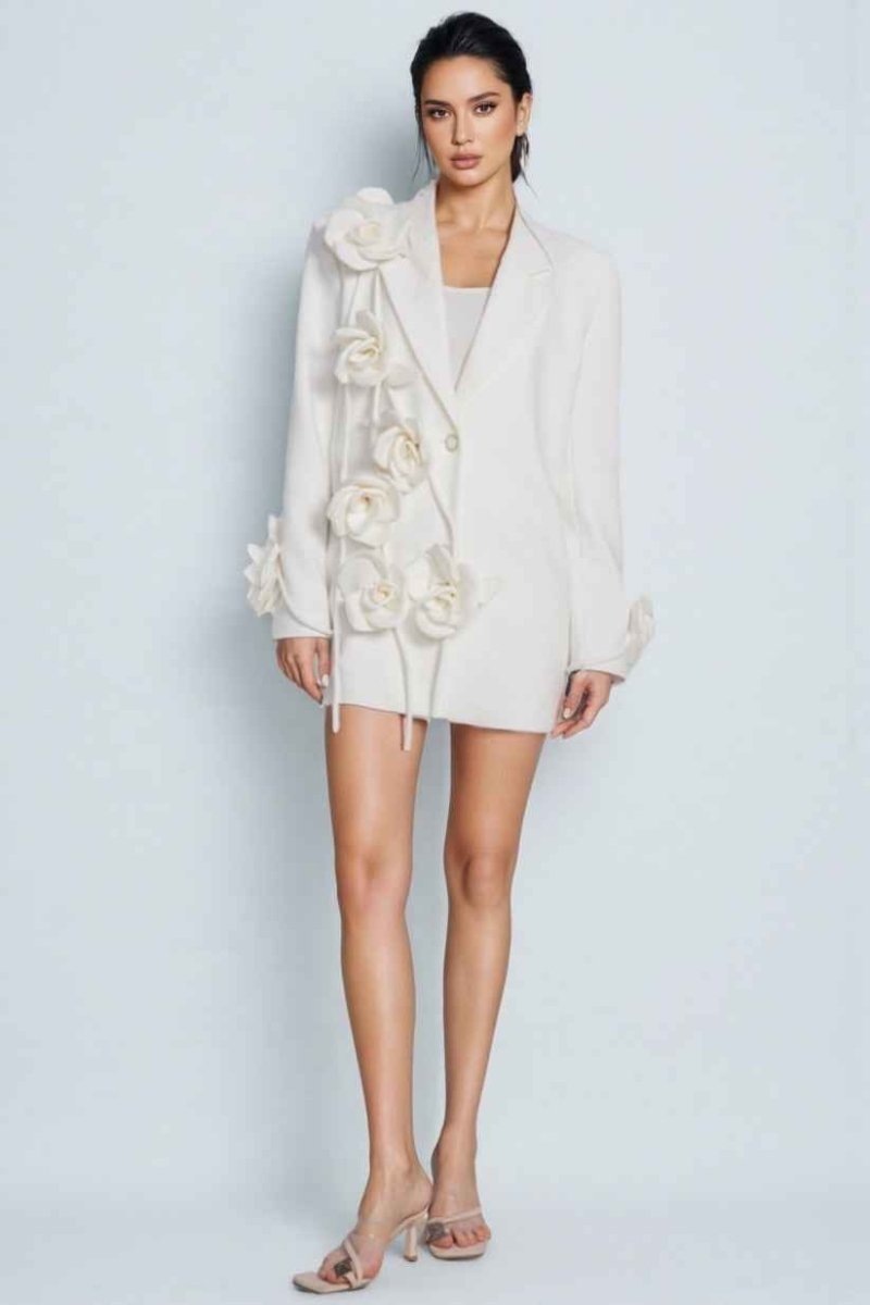 Slim Fit Floral Blazer-blazers > floral blazer-Laventaire-Laventaire