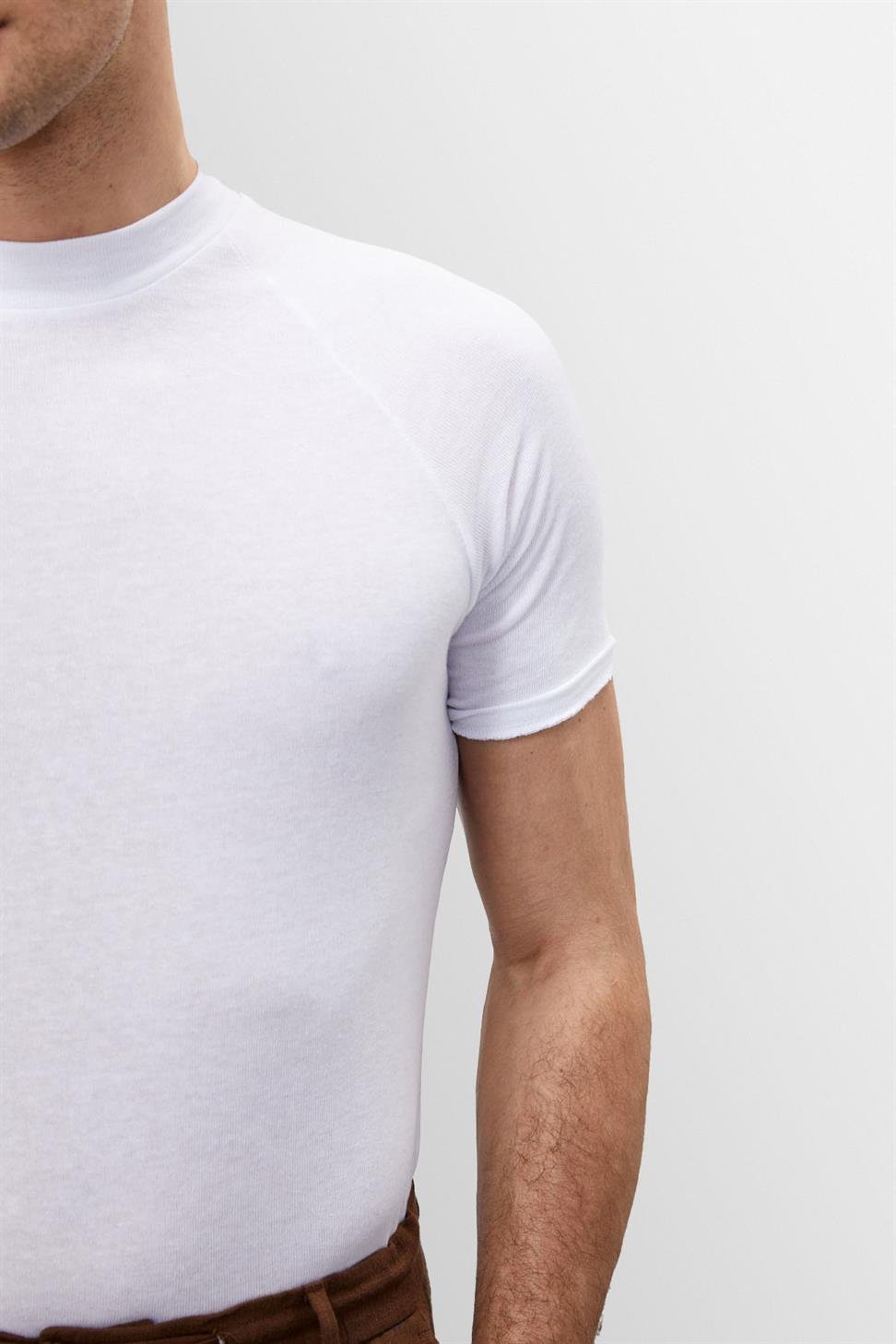 Slim Fit Short Sleeve Tee-t-shirts > short sleeve t-shirts-Laventaire-Laventaire