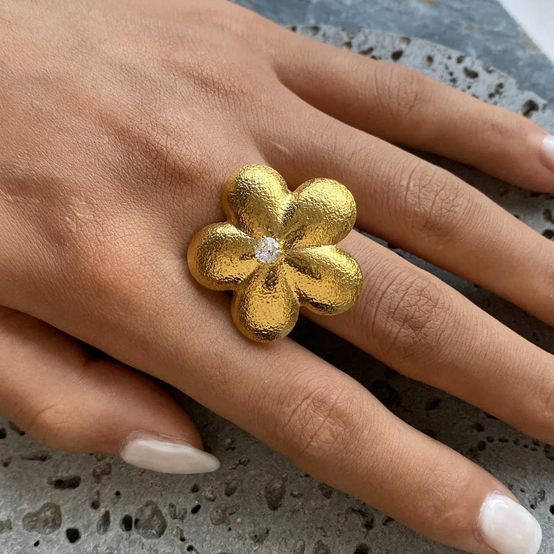 Statement Ring Petal Design-jewelry > rings > statement rings-Laventaire-Laventaire