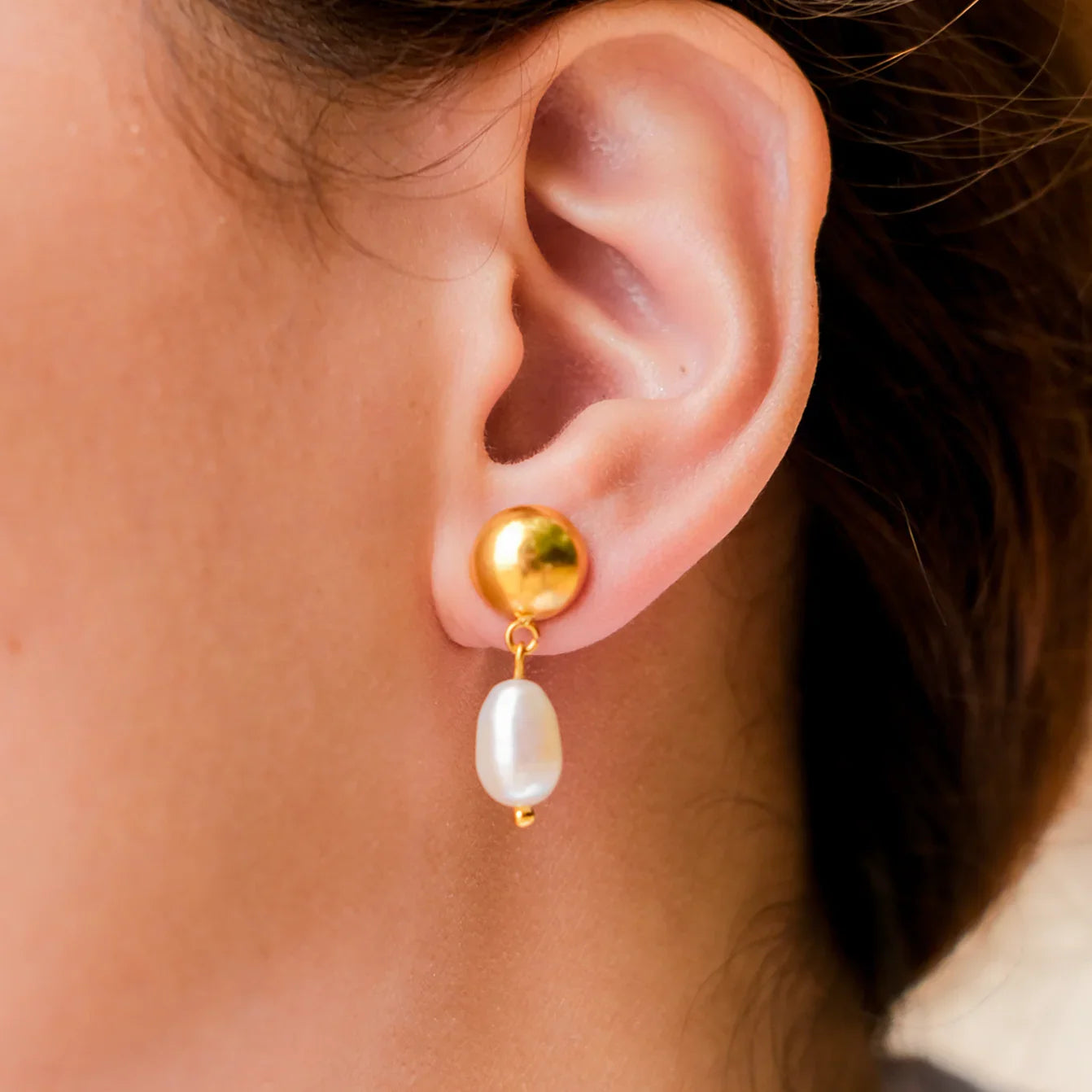 Synthetic Pearl Earrings-jewelry > earrings > drop earrings-Laventaire-Laventaire