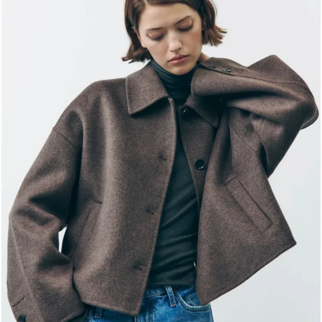 Tailored Buttoned Coat-outerwear > coats > tailored coats-Laventaire-Laventaire