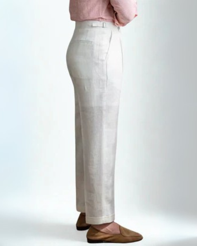 White Pleated Trousers-trousers > casual trousers-Laventaire-Laventaire